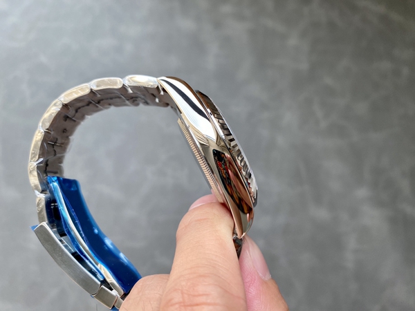 激安ロレックス内部構造